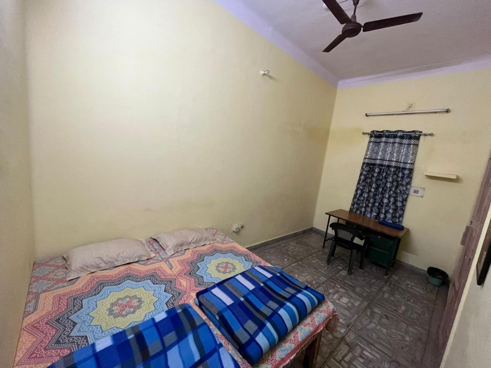 Vishwa Deva Homestay Varanasi Exterior foto