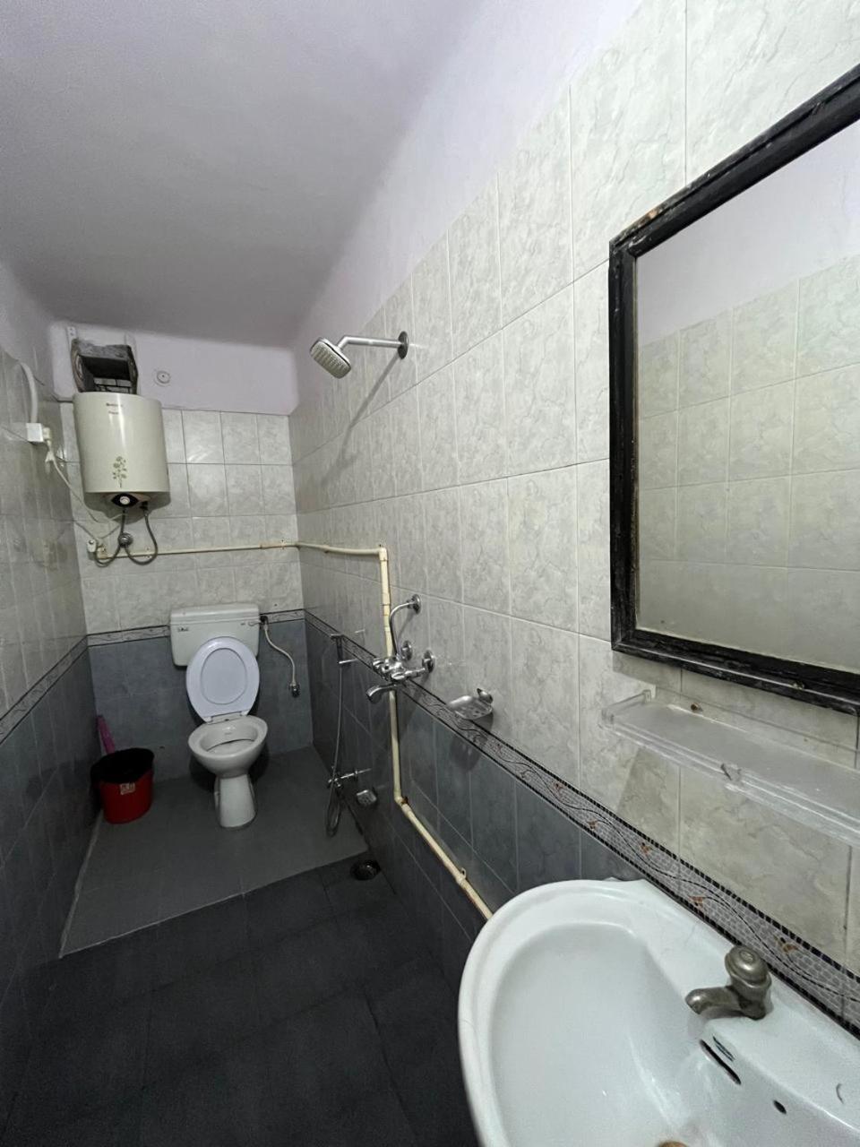 Vishwa Deva Homestay Varanasi Exterior foto