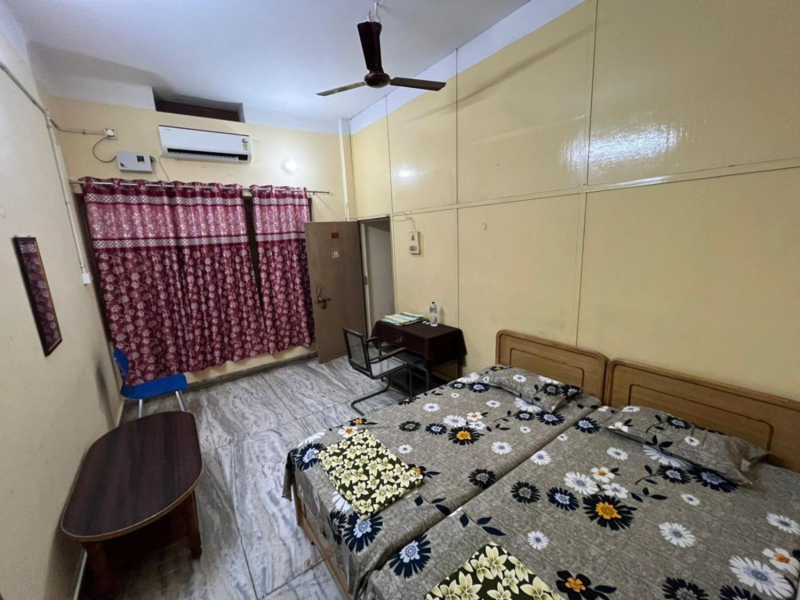 Vishwa Deva Homestay Varanasi Exterior foto